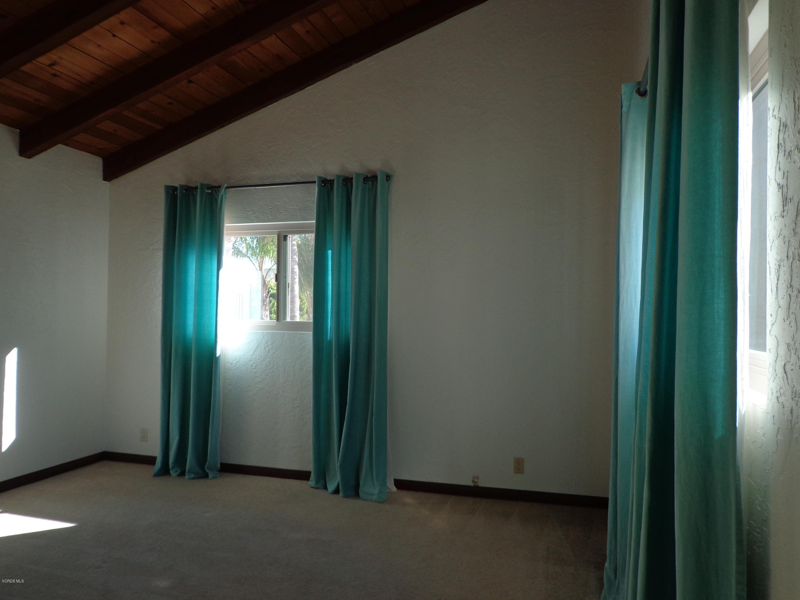 2341 Peninsula Road Oxnard, CA 93035 - Photo 25 of 45 Ravoli and peninsula photos 064