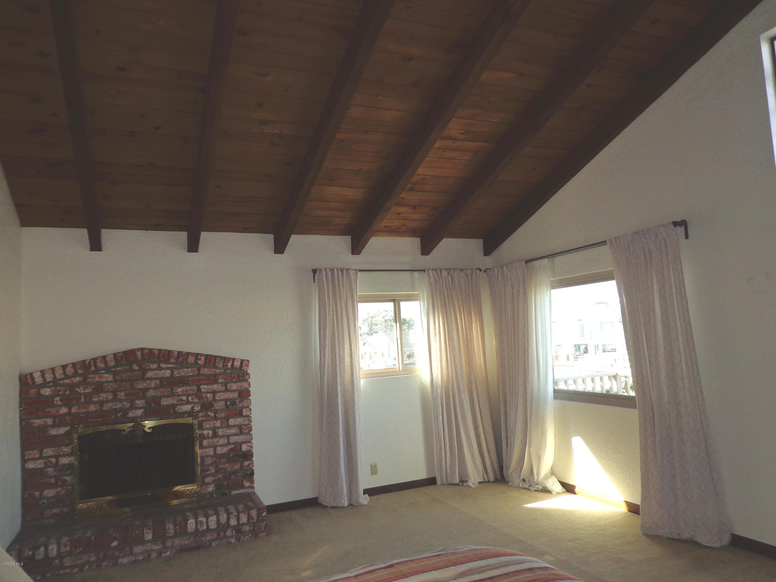 2341 Peninsula Road Oxnard, CA 93035 - Photo 33 of 45 Ravoli and peninsula photos 083