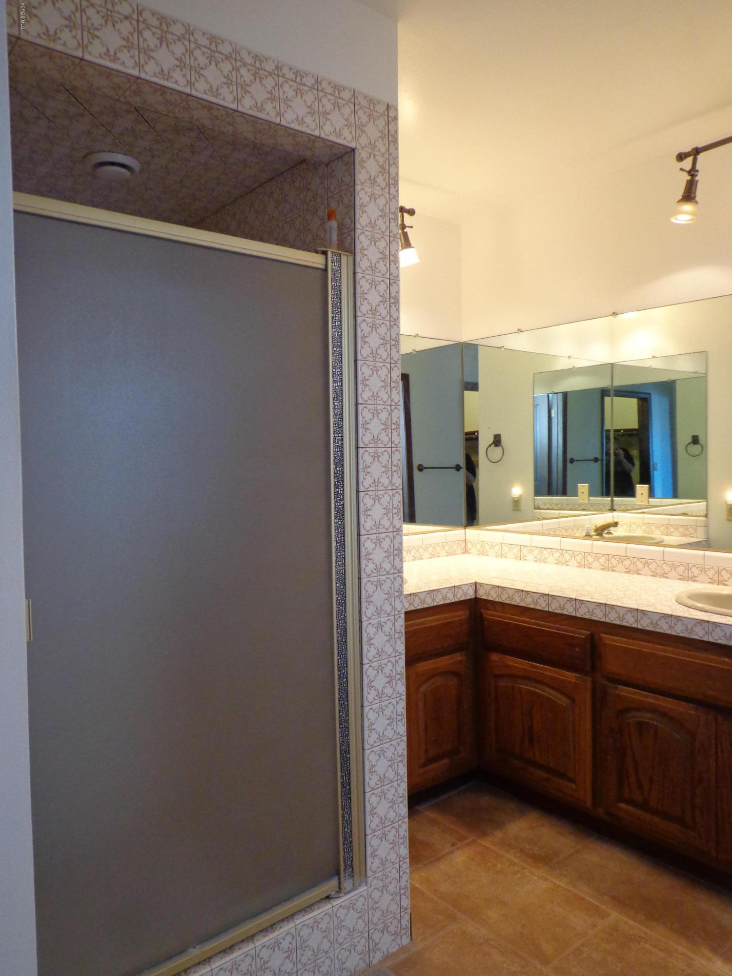 2341 Peninsula Road Oxnard, CA 93035 - Photo 36 of 45 Ravoli and peninsula photos 076