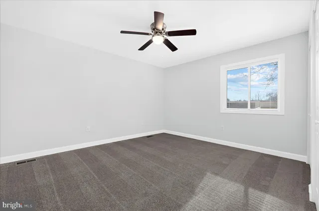 $415,000 | 905 220th Street, Pasadena, MD 21122