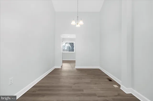 $415,000 | 905 220th Street, Pasadena, MD 21122