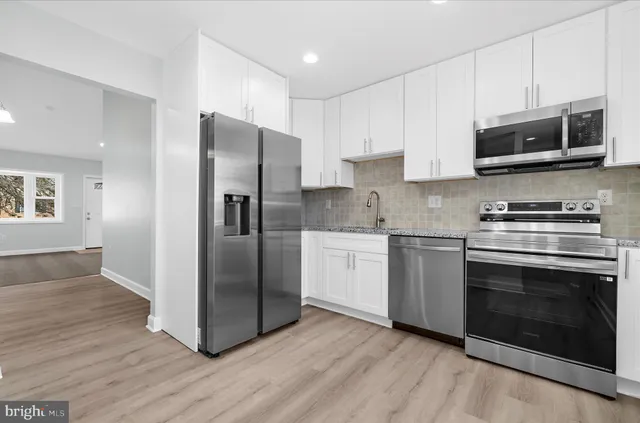 $415,000 | 905 220th Street, Pasadena, MD 21122