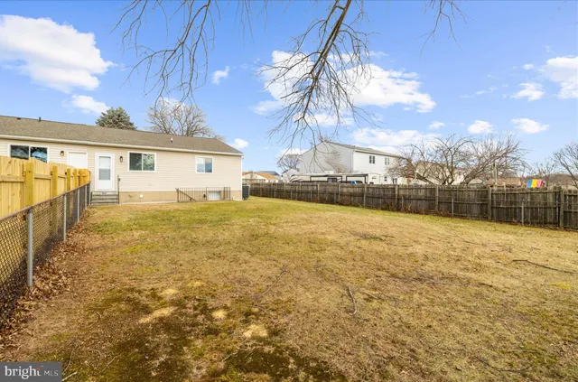 $415,000 | 905 220th Street, Pasadena, MD 21122