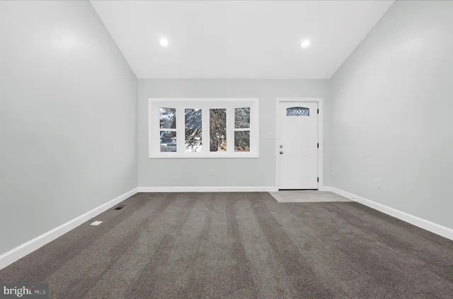 $415,000 | 905 220th Street, Pasadena, MD 21122