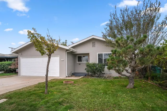 $459,900 | 1718 Robert Street, Lodi, CA 95242