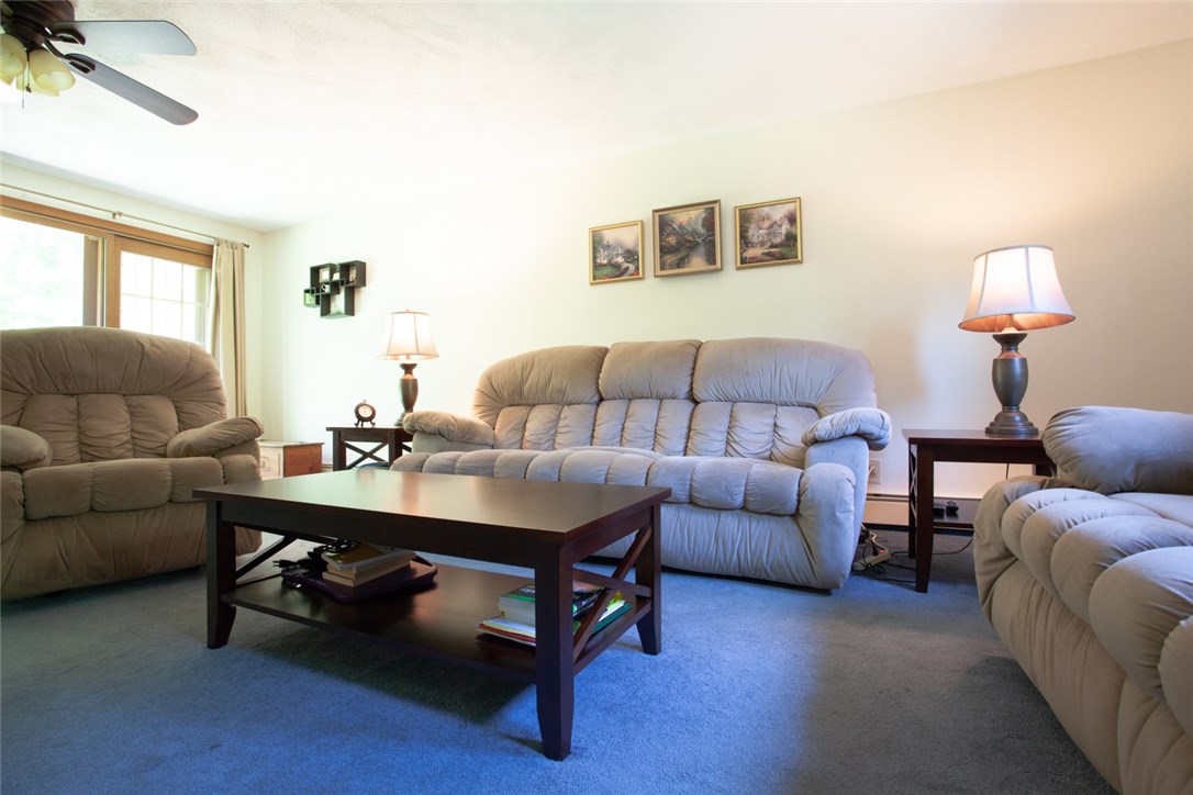 15 Ridgewood Road Cranston, RI 02921 - Photo 11 of 36 Gallery Image 11