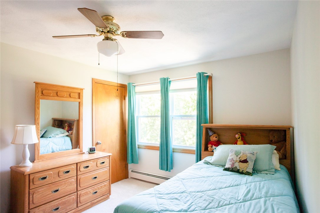 15 Ridgewood Road Cranston, RI 02921 - Photo 27 of 36 Gallery Image 27