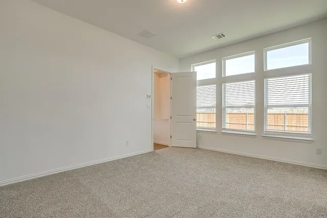 $3,000 | 909 Schuberts Road, Justin, TX 76247