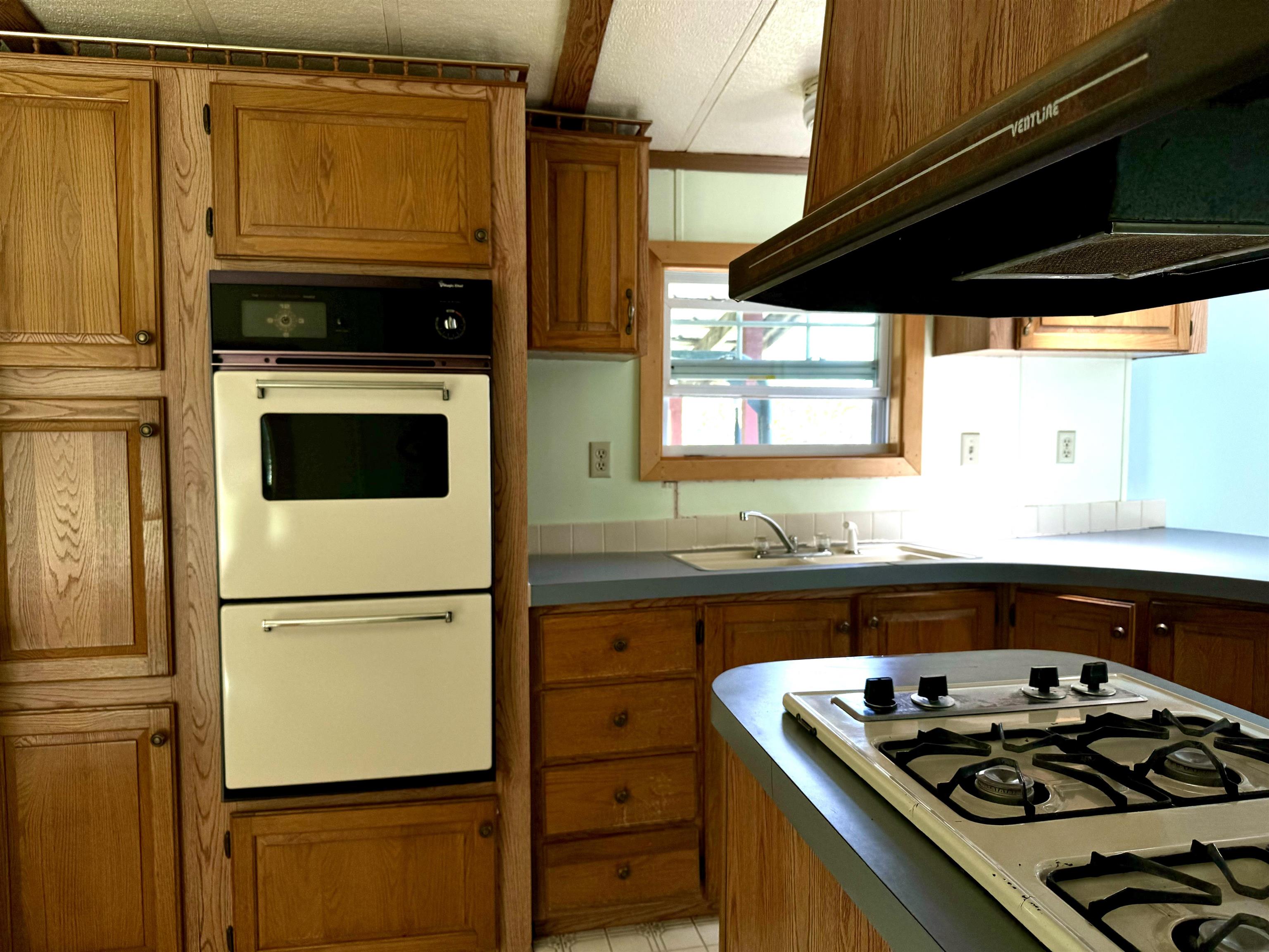 727 Baptist Hill Road, Unit 1 Lunenburg, VT 05906 - Photo 16 of 39