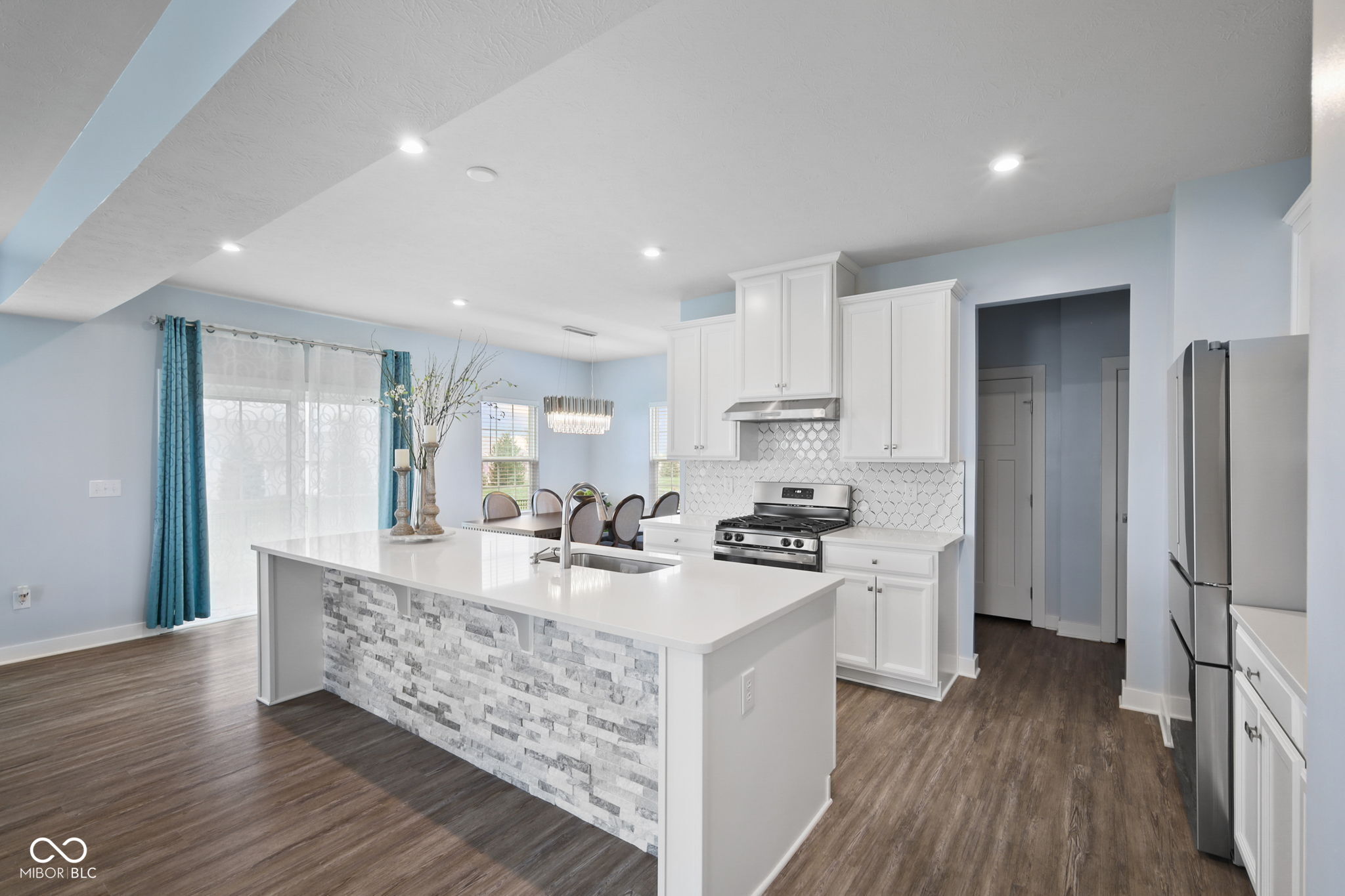 12902 Girvan Way Fishers, IN 46037 - Photo 2 of 44