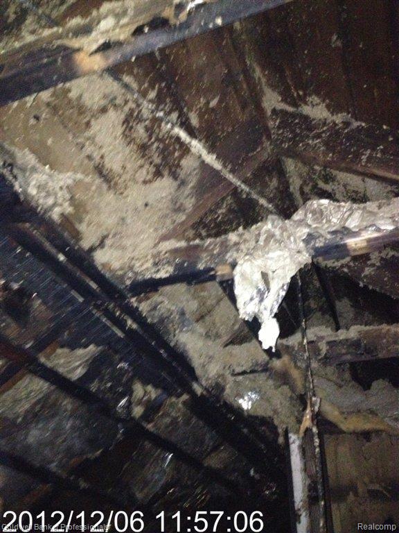 upstairs4.JPG