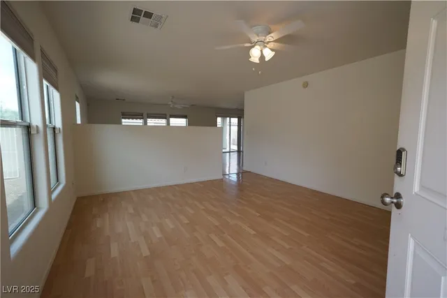 $1,995 | 6040 Eganridge Court, North Las Vegas, NV 89081