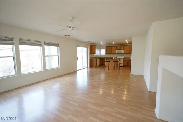 $1,995 | 6040 Eganridge Court, North Las Vegas, NV 89081