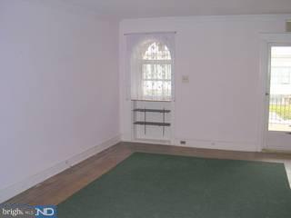 233 Kingston Road Upper Darby, PA 19082 - Photo 2 of 6