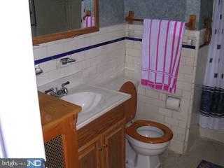 233 Kingston Road Upper Darby, PA 19082 - Photo 6 of 6