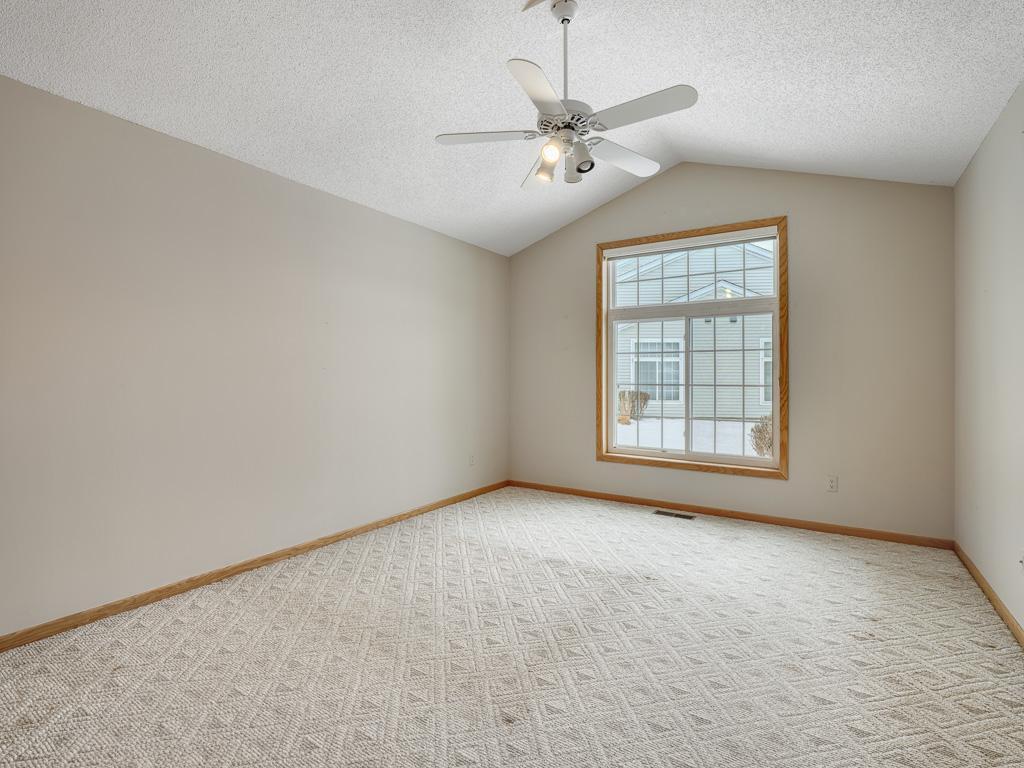 8746 Baxter Way Inver Grove Heights, MN 55076 - Photo 14 of 25