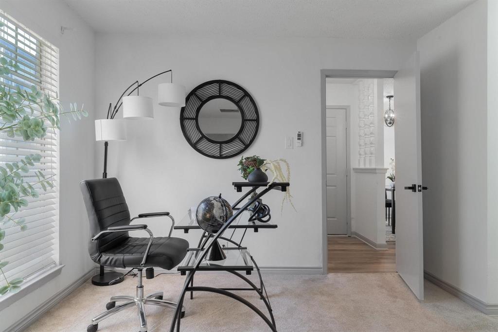 5981 Arapaho Road, Unit 305 Dallas, TX 75248 - Photo 29 of 38 a work room with furniture and a window