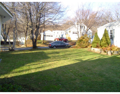 26 Darnell Road Worcester, MA 01606 - Photo 4 of 23 Gallery Image 4
