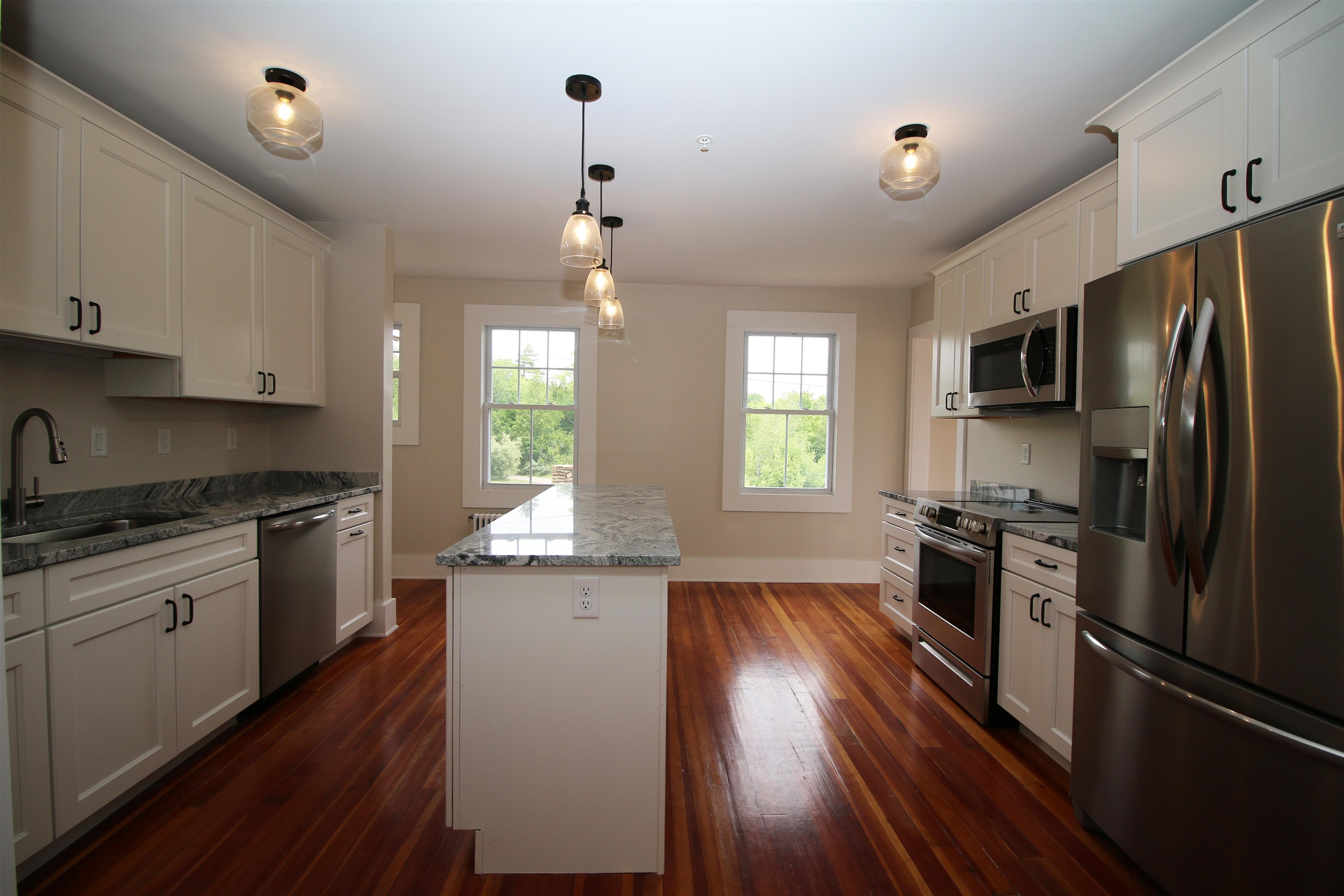 65 Dublin Road, Unit 1 Jaffrey, NH 03452 - Photo 3 of 40
