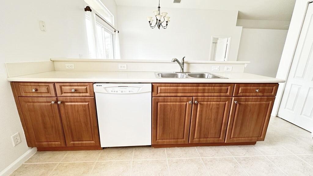 2662 Southwest Impala Way Stuart, FL 34997 - Photo 8 of 54 Large kitchen