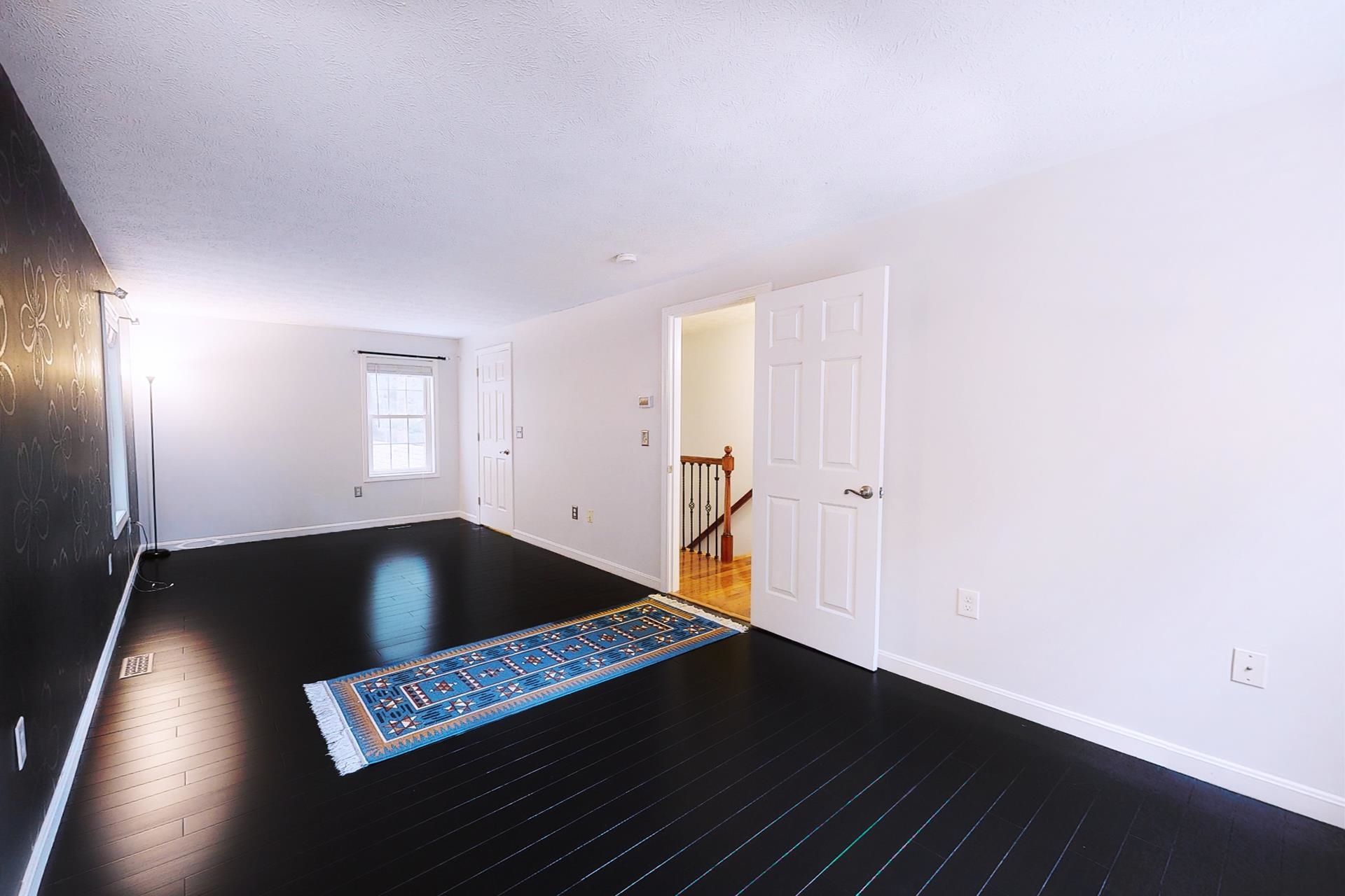 20 Joel Path Hudson, NH 03051 - Photo 13 of 36