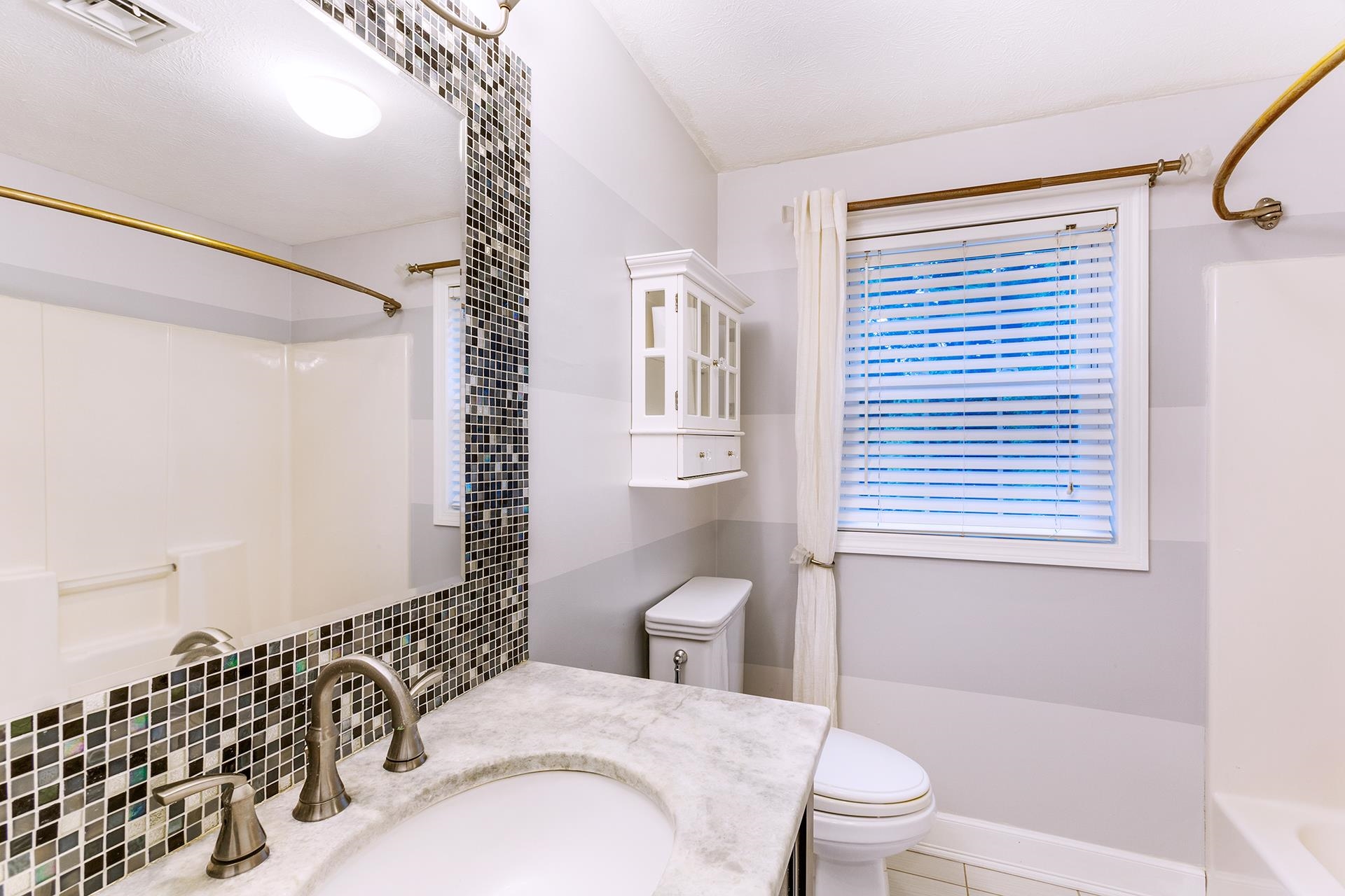 20 Joel Path Hudson, NH 03051 - Photo 15 of 36