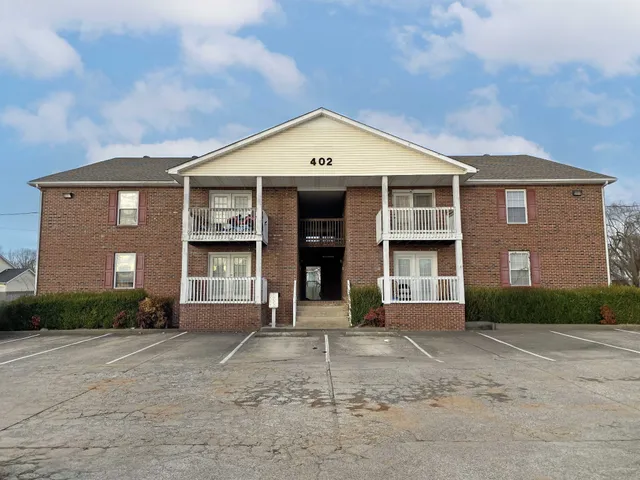 $880 | 402 Jack Miller Boulevard, Unit E, Clarksville, TN 37042