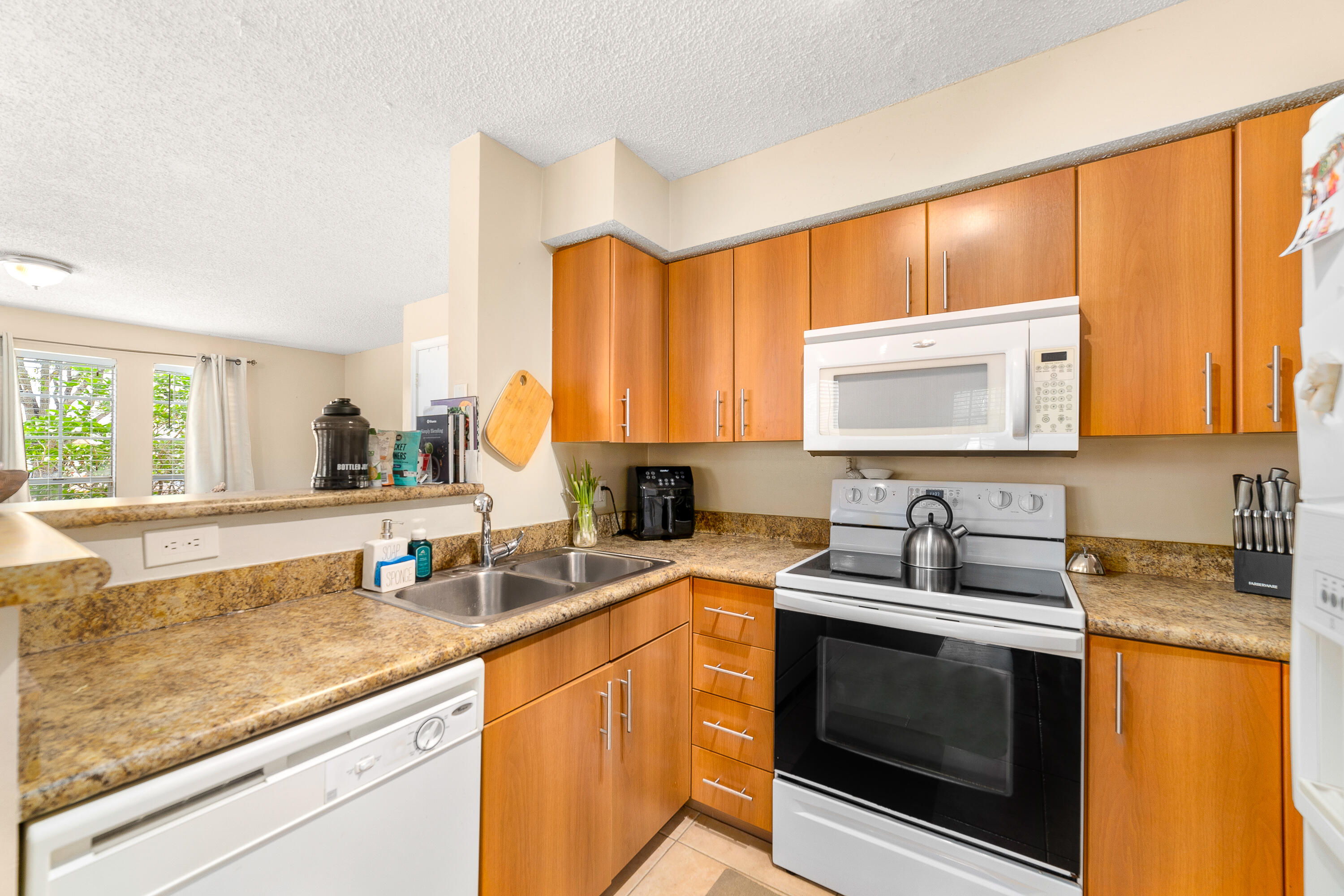 1215 Crystal Way, Unit G Delray Beach, FL 33444 - Photo 12 of 28 _DSC7524