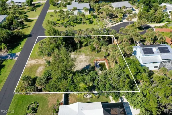 $395,000 | 1653 Bunting Lane, Sanibel, FL 33957