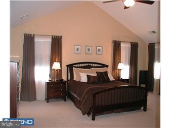 112 Earlington Road Havertown, PA 19083 - Photo 10 of 12 Bedroom - Main