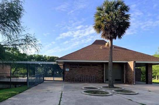 614 Gilpin Street Houston, TX 77034 - Photo 25 of 27 During those summer months you can take the kids to the Wilson Memorial public swimming pool!