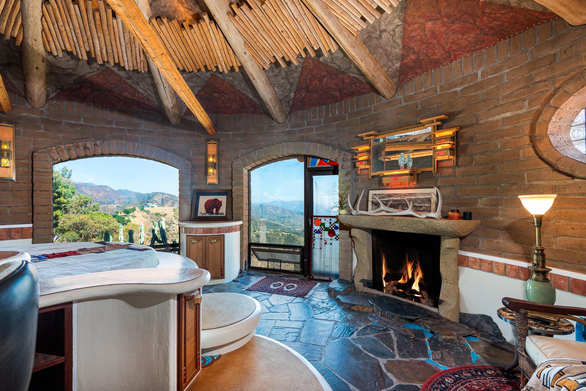 1230 Toro Canyon Road Montecito, CA 93108 - Photo 9 of 38 MasterBedRoom