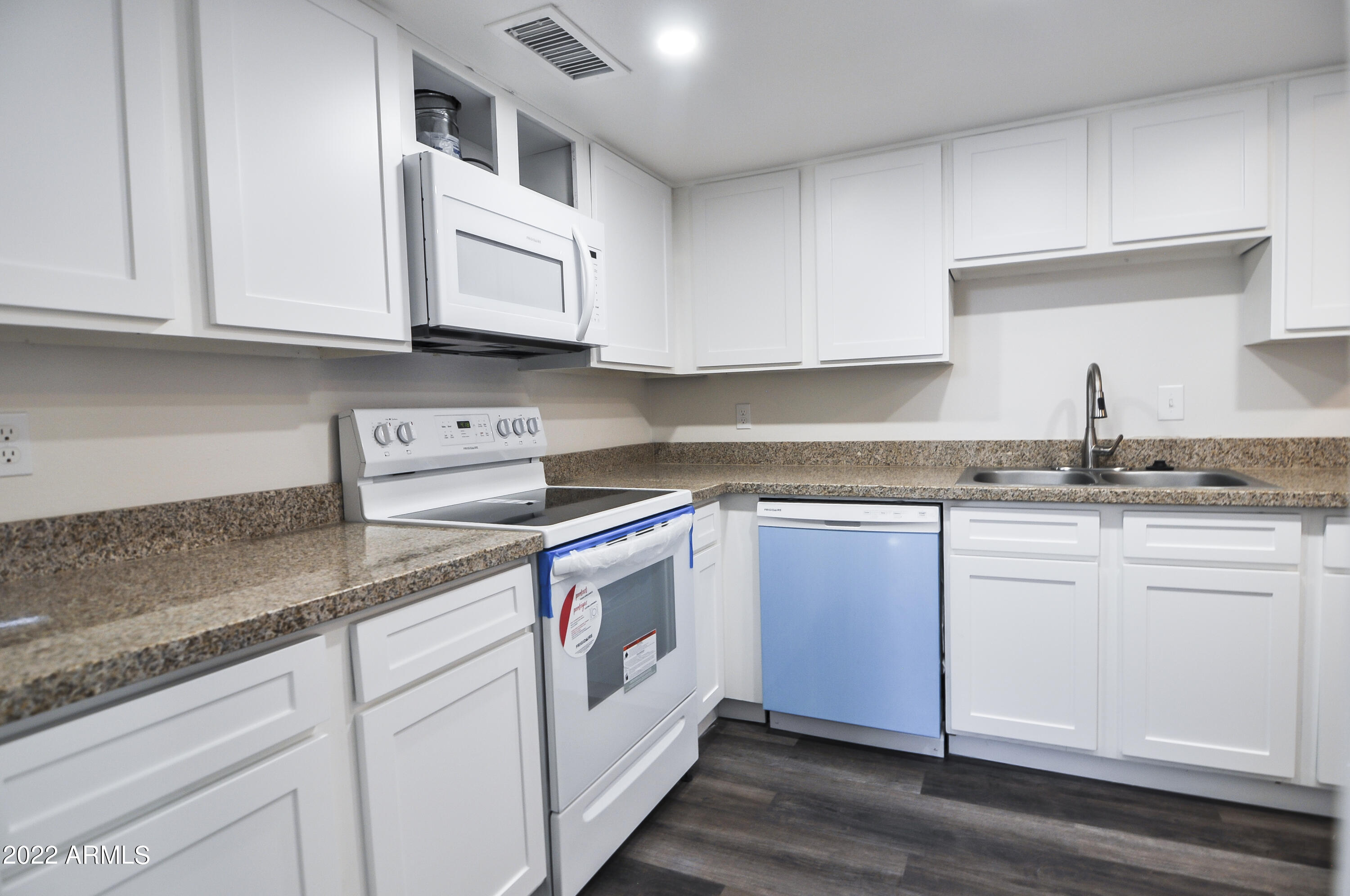 5315 West Mountain View Road Glendale, AZ 85302 - Photo 3 of 25 5315 W. Mountain View Rd Glendale 85302_