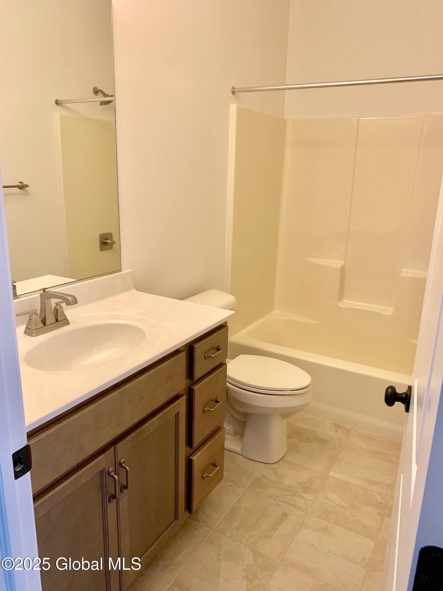 30 Windrow Way Halfmoon, NY 12118 - Photo 9 of 13 9 Newport main bath June 2019