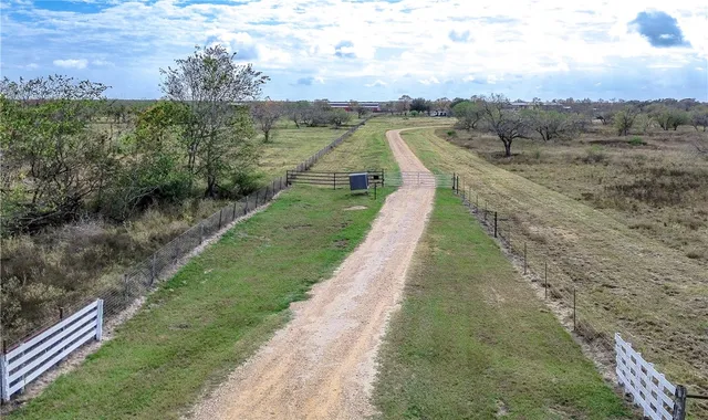 $1,499,000 | 4043 Fleming Prairie Road, Victoria, TX 77905