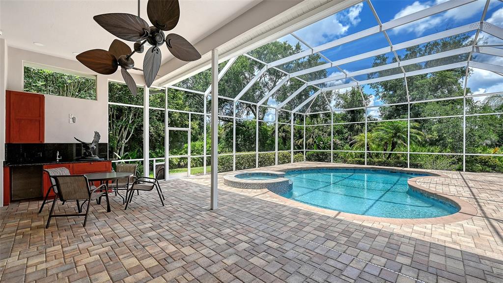 6935 Riversedge St Circle Bradenton, FL 34202 - Photo 3 of 57