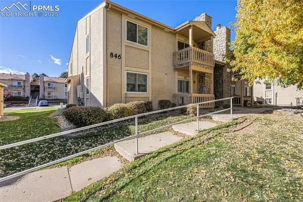 $175,000 | 846 Tenderfoot Hill Road, Unit 202, Colorado Springs, CO 80906