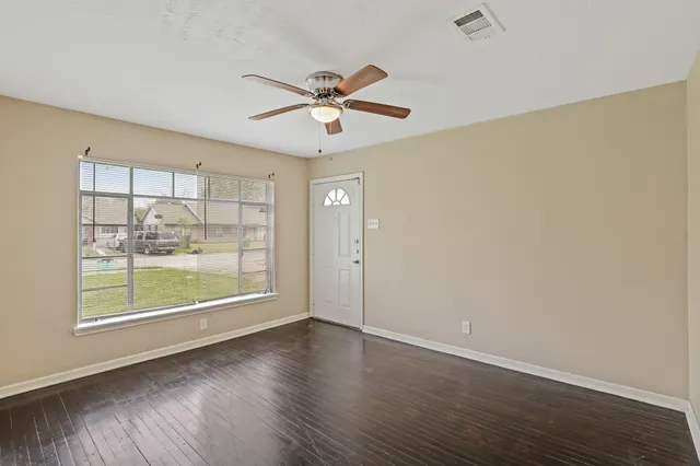 $1,325 | 9315 Laura Koppe Road, Houston, TX 77078