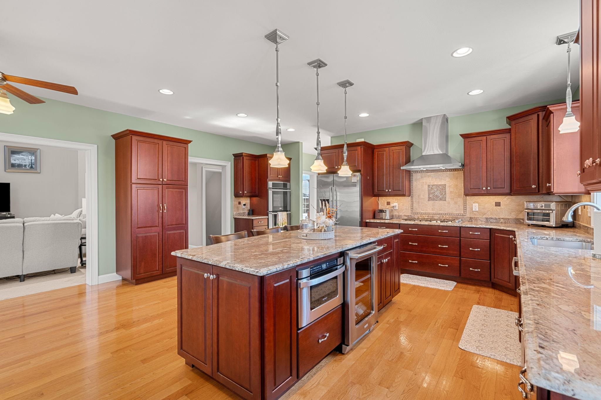 40 Ryan Farm Road Windham, NH 03087 - Photo 10 of 51