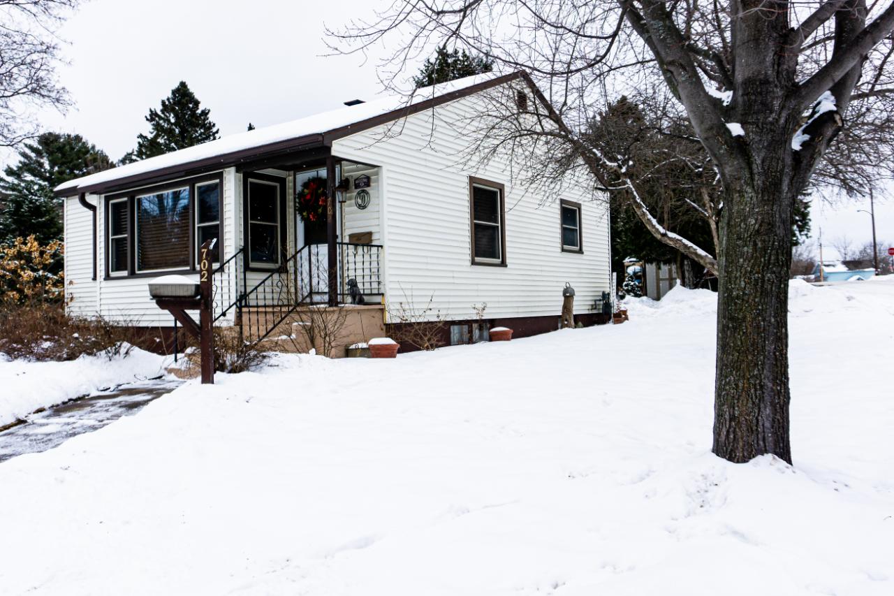 702 Messer Street Rhinelander, WI 54501 - Photo 2 of 27 Gallery Image 2