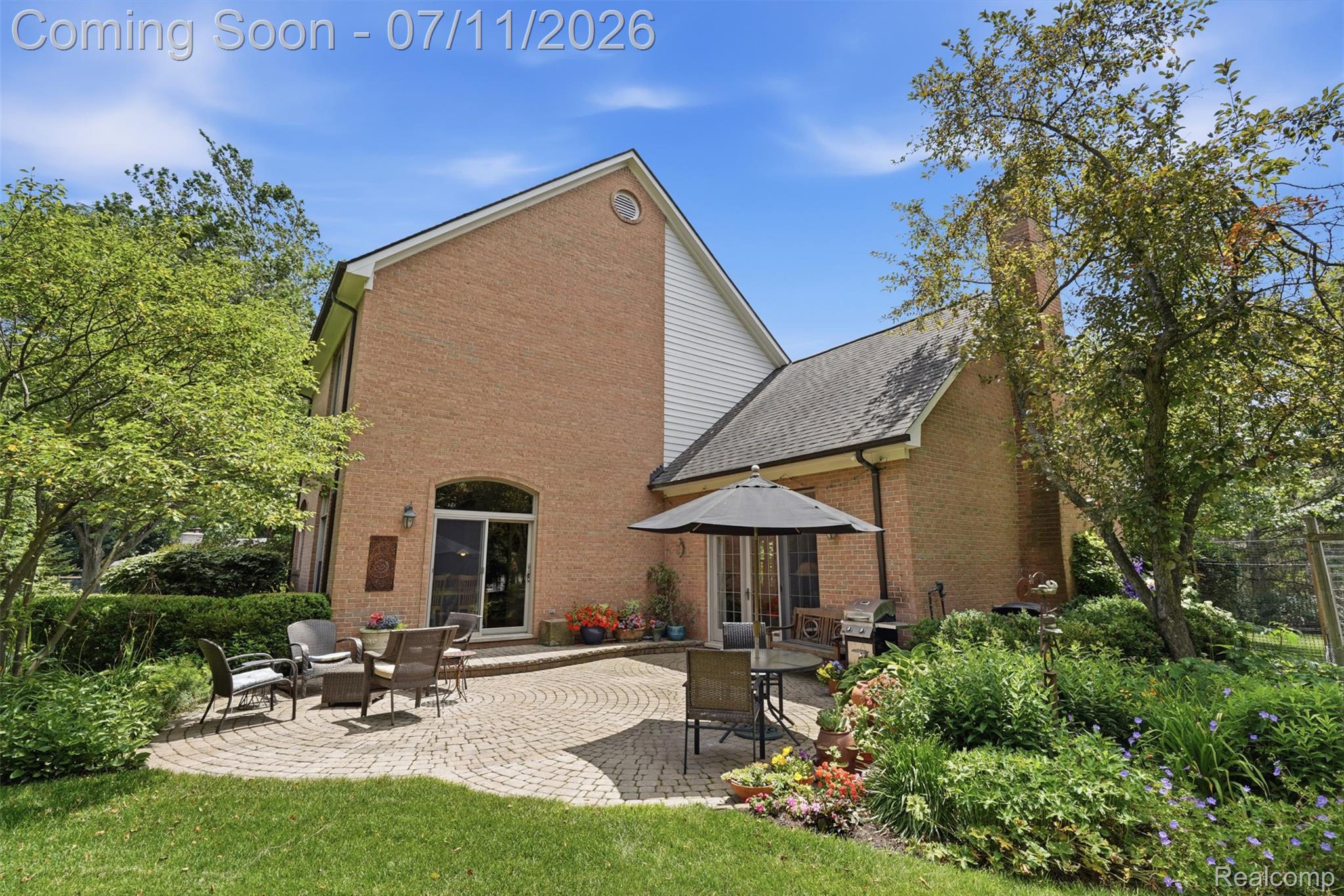 34555 Quaker Valley Road Farmington, MI 48331 - Photo 37 of 53 39.jpg