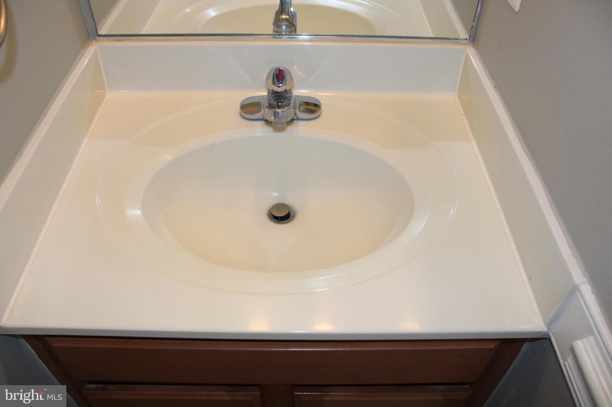 16171 Radburn Street Woodbridge, VA 22191 - Photo 63 of 95 Gallery Image 63