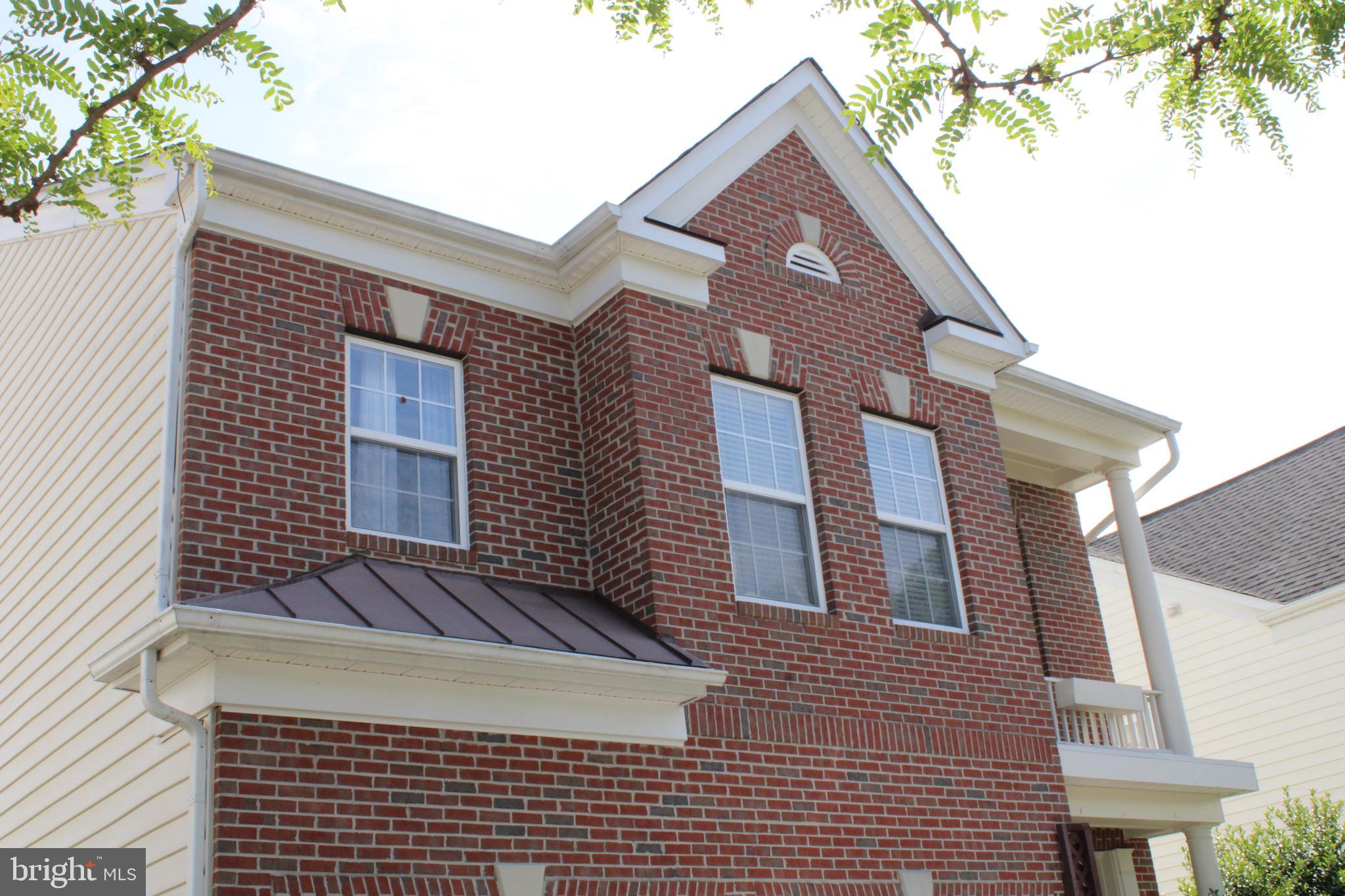 16171 Radburn Street Woodbridge, VA 22191 - Photo 8 of 95 Gallery Image 8