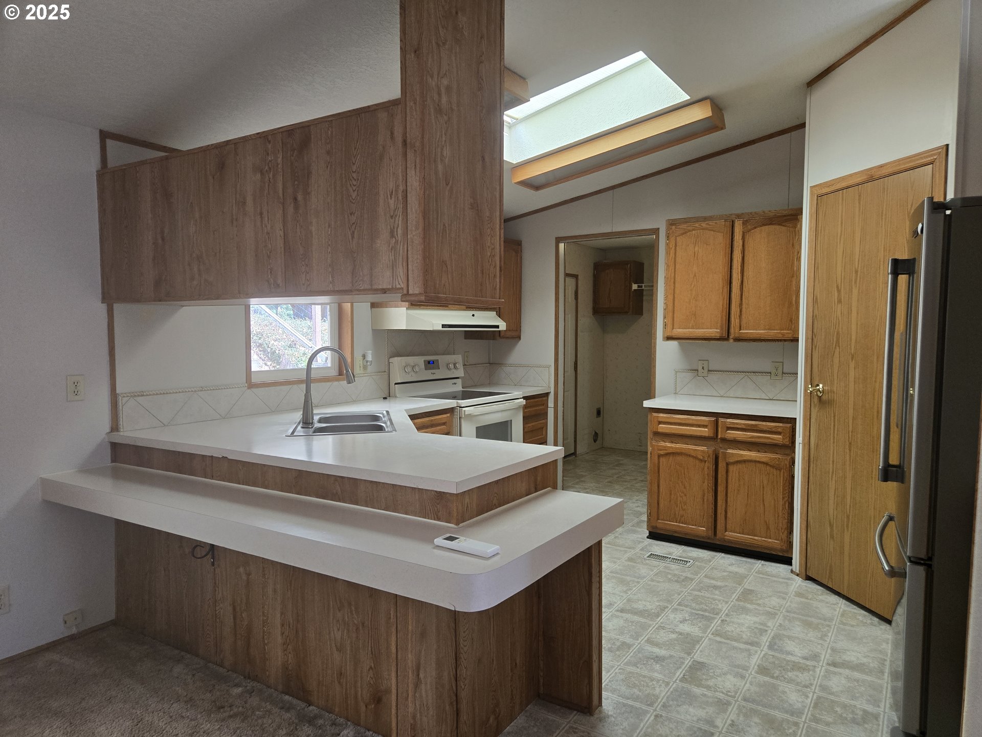 132 Oak Tree Road Roseburg, OR 97470 - Photo 3 of 25 Gallery Image 3