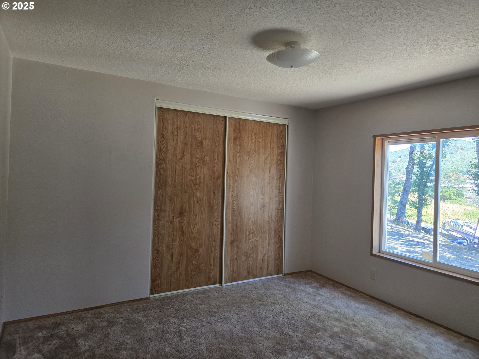 132 Oak Tree Road Roseburg, OR 97470 - Photo 10 of 25 Gallery Image 10