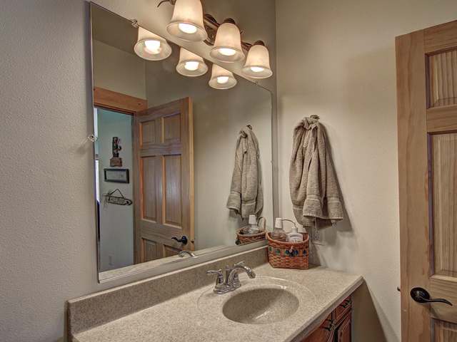 3966 Hidden Acres Drive Rhinelander, WI 54501 - Photo 17 of 25 Gallery Image 17