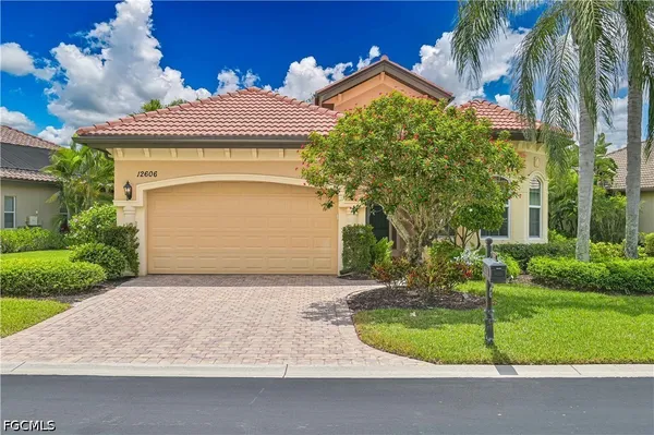 $660,000 | 12606 Grandezza Circle, Estero, FL 33928
