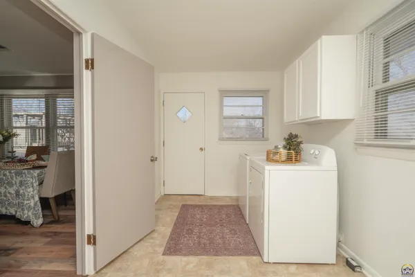 $259,000 | 523 Montana Avenue, Holton, KS 66436