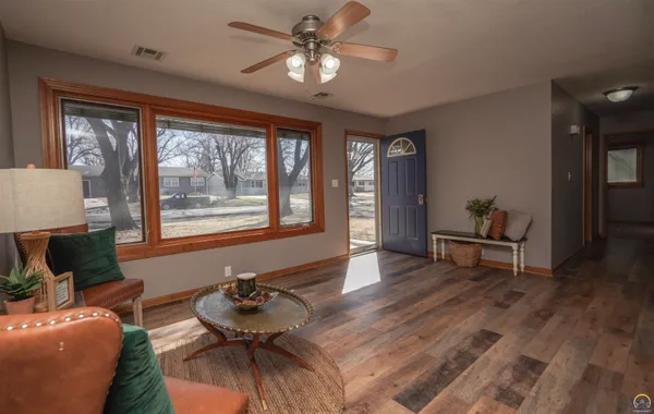 $259,000 | 523 Montana Avenue, Holton, KS 66436