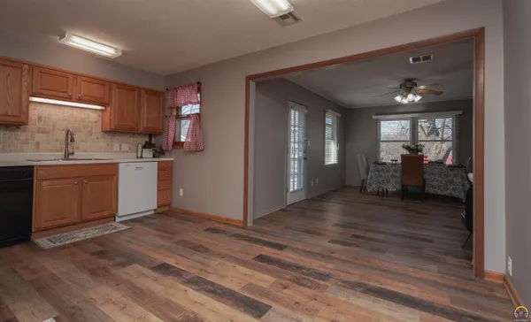 $259,000 | 523 Montana Avenue, Holton, KS 66436